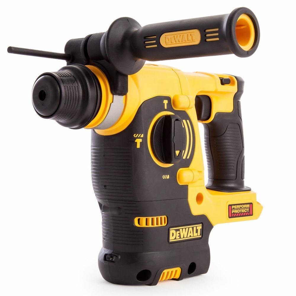 18V 18 Piece Combo Kit with 5 x Batteries & Charger T4TKIT-1309
